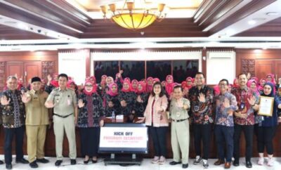 Foto bersama jajaran manajemen FIFGROUP bersama Pemerintah Kota Adm. Jakarta Selatan